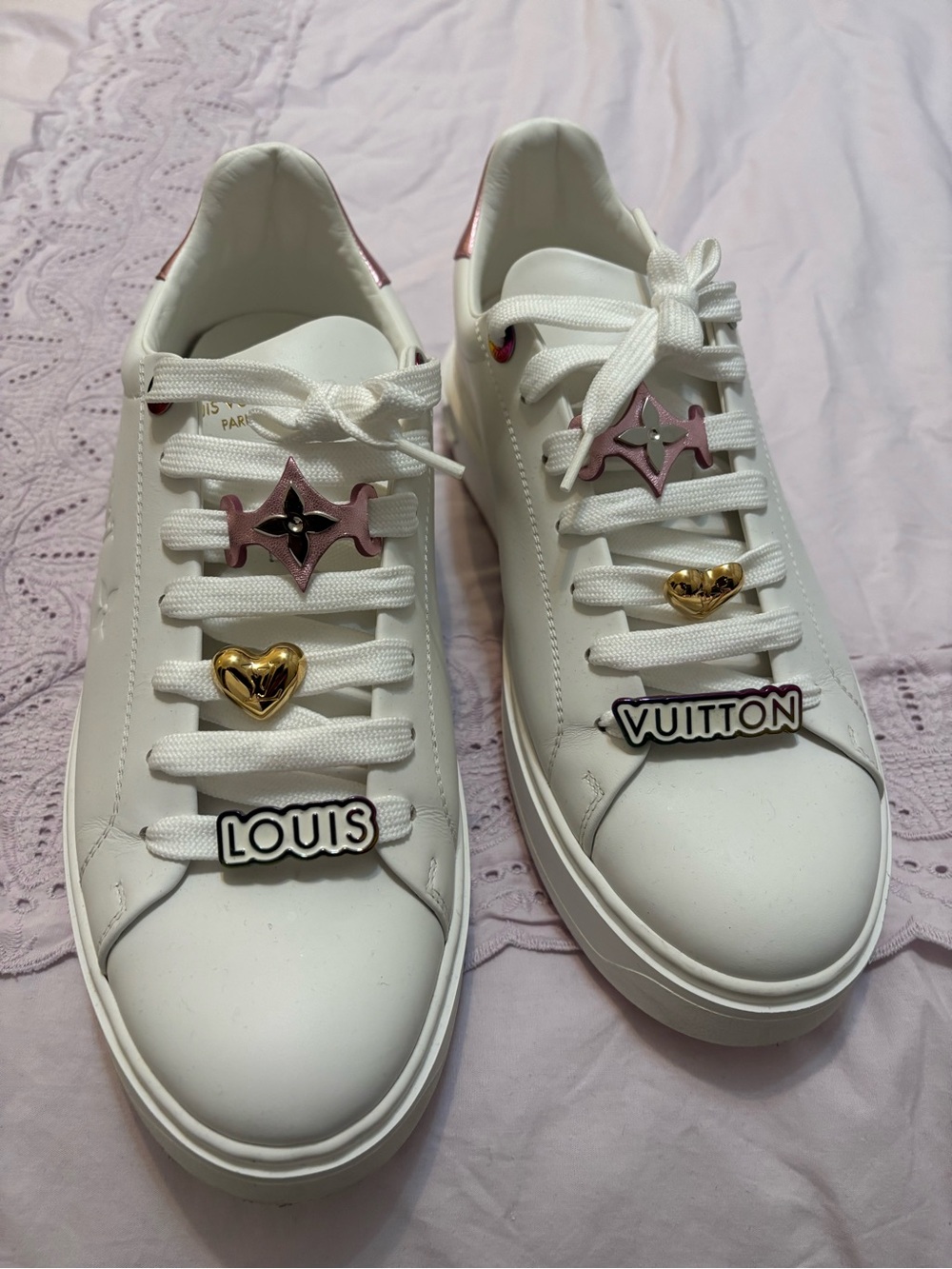 Louis Vuitton time out white sneaker